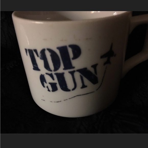 Top Gun Coffee Mug with Lid - Picture 3 of 9